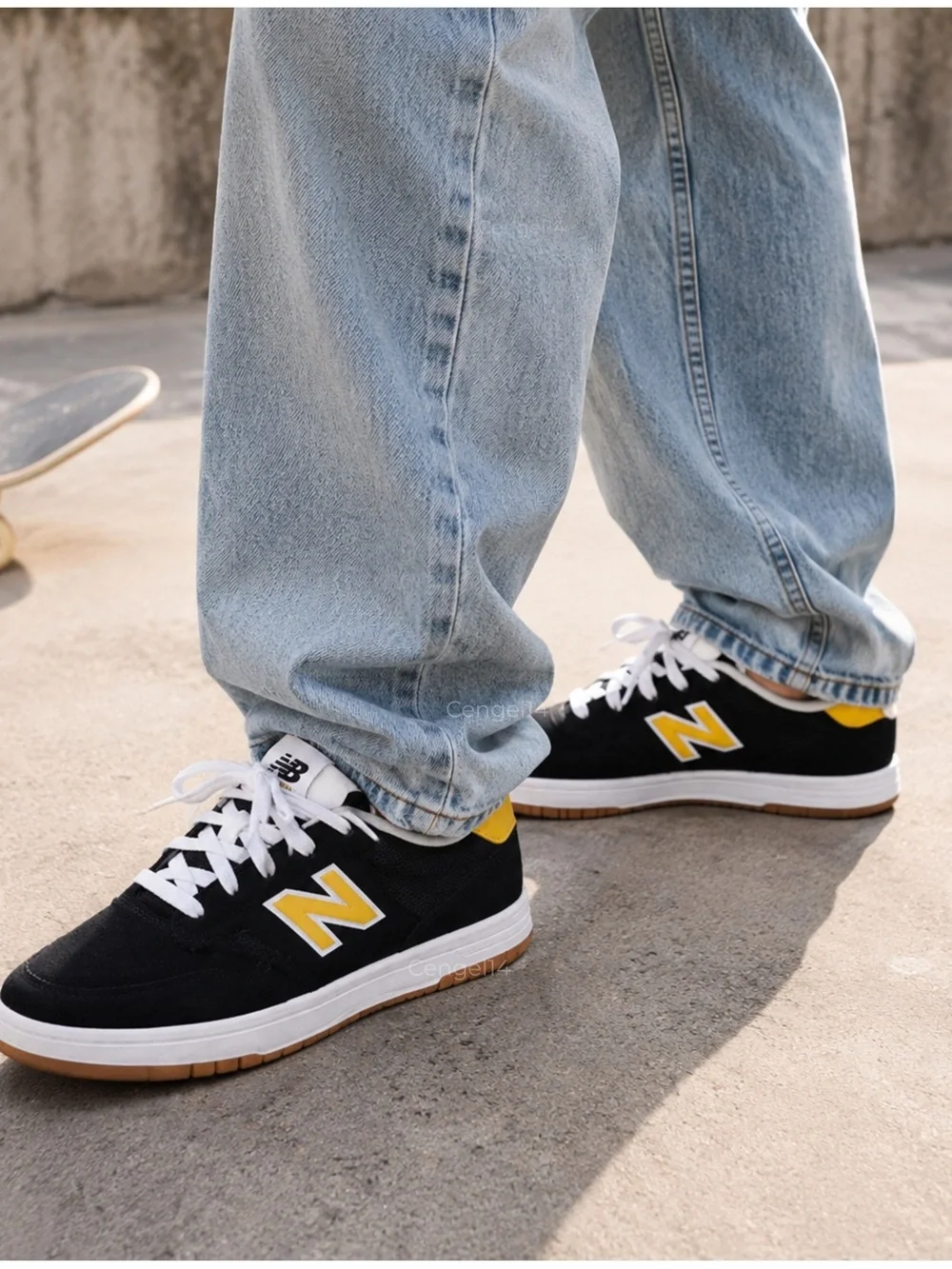 New Balance Numeric 425 Black Yellow Gum Skate Sneakers Women’s 8